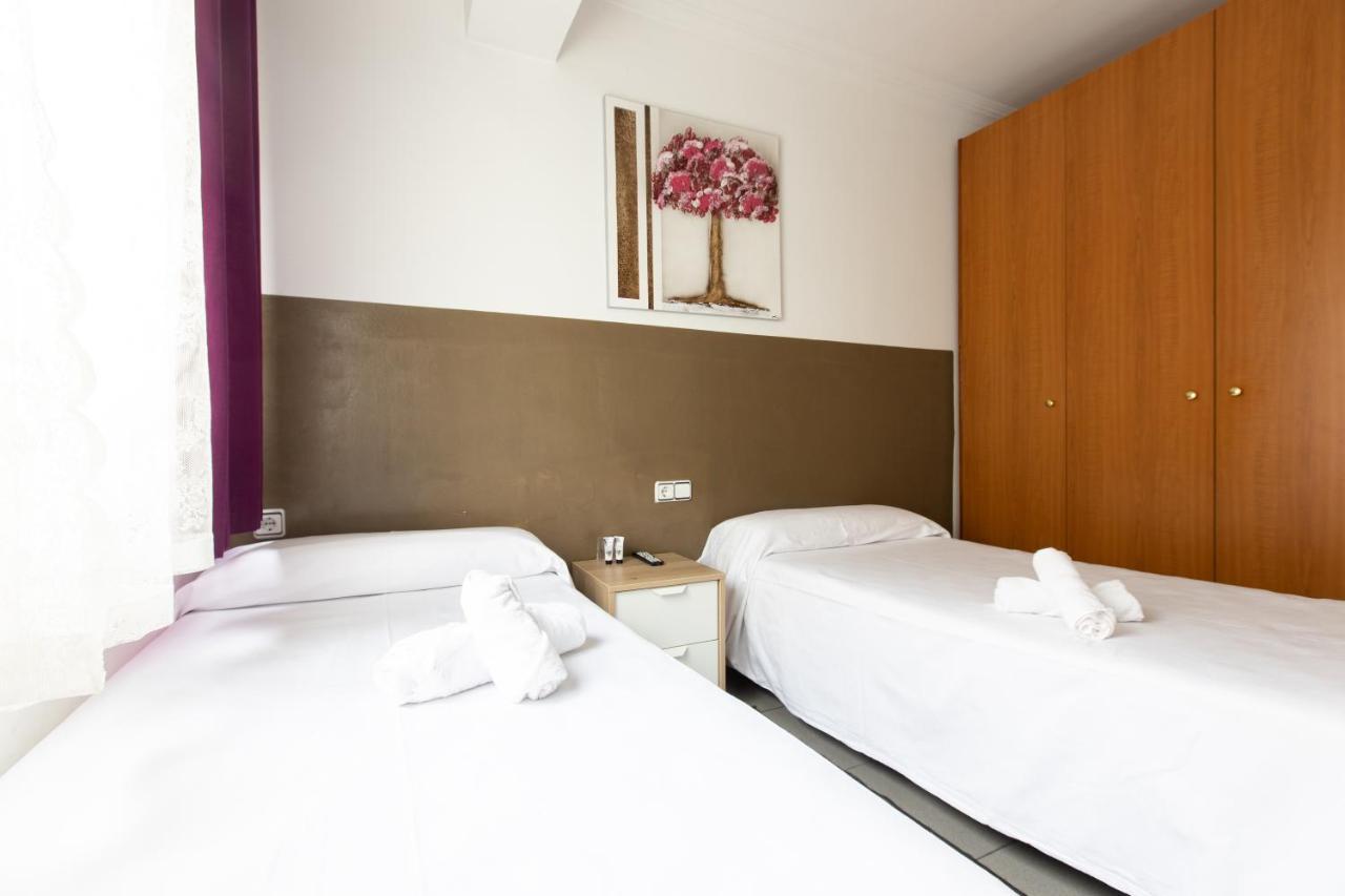 Pension Galicia Canovellas Exterior photo